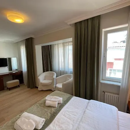 Bed & Breakfast Marmara Old 4*